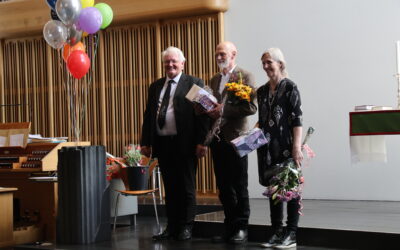 Tveir kennarar kveðja skólann eftir áratuga kennslu.